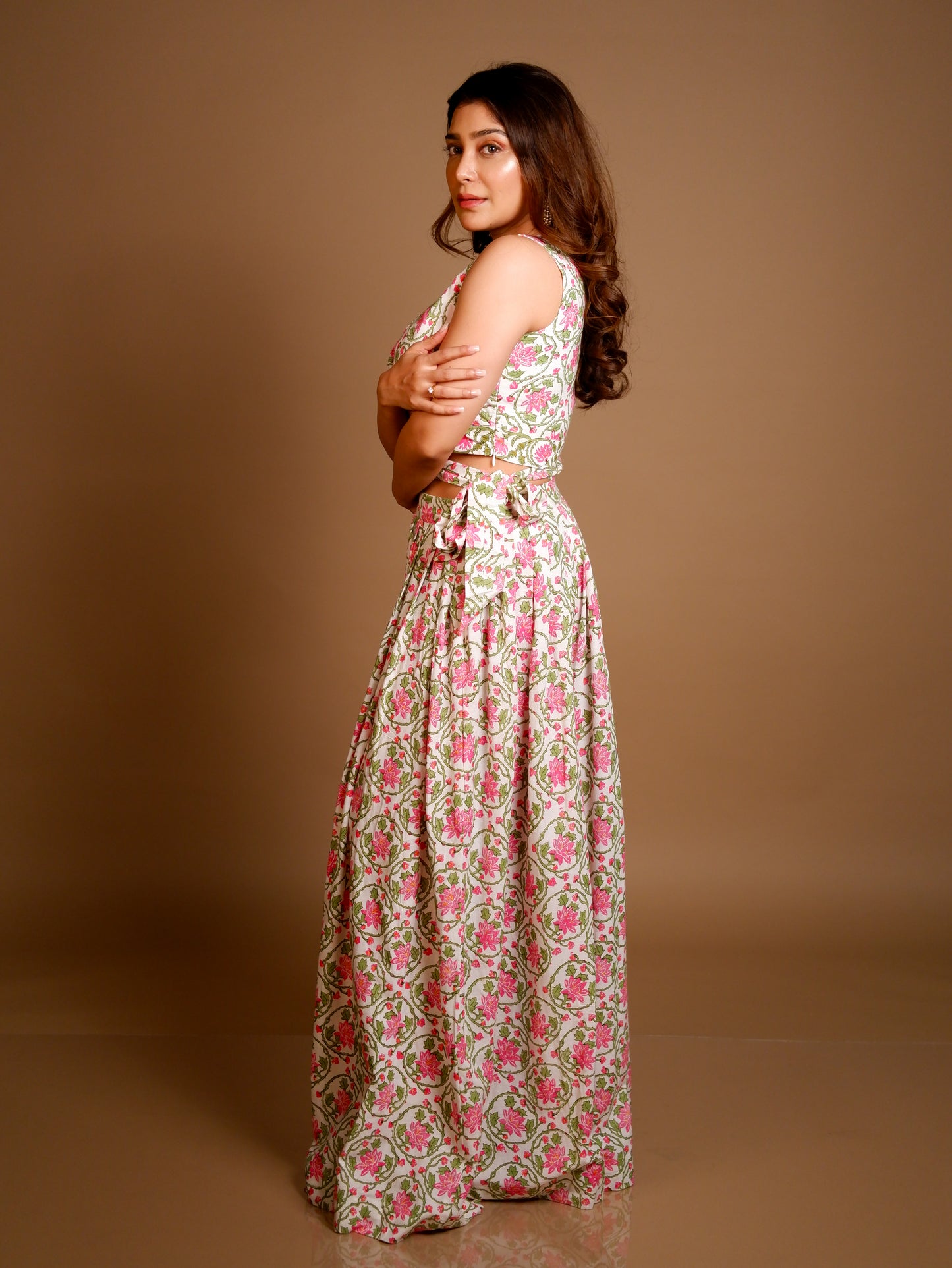 Upalka - Crop Top & Skirt