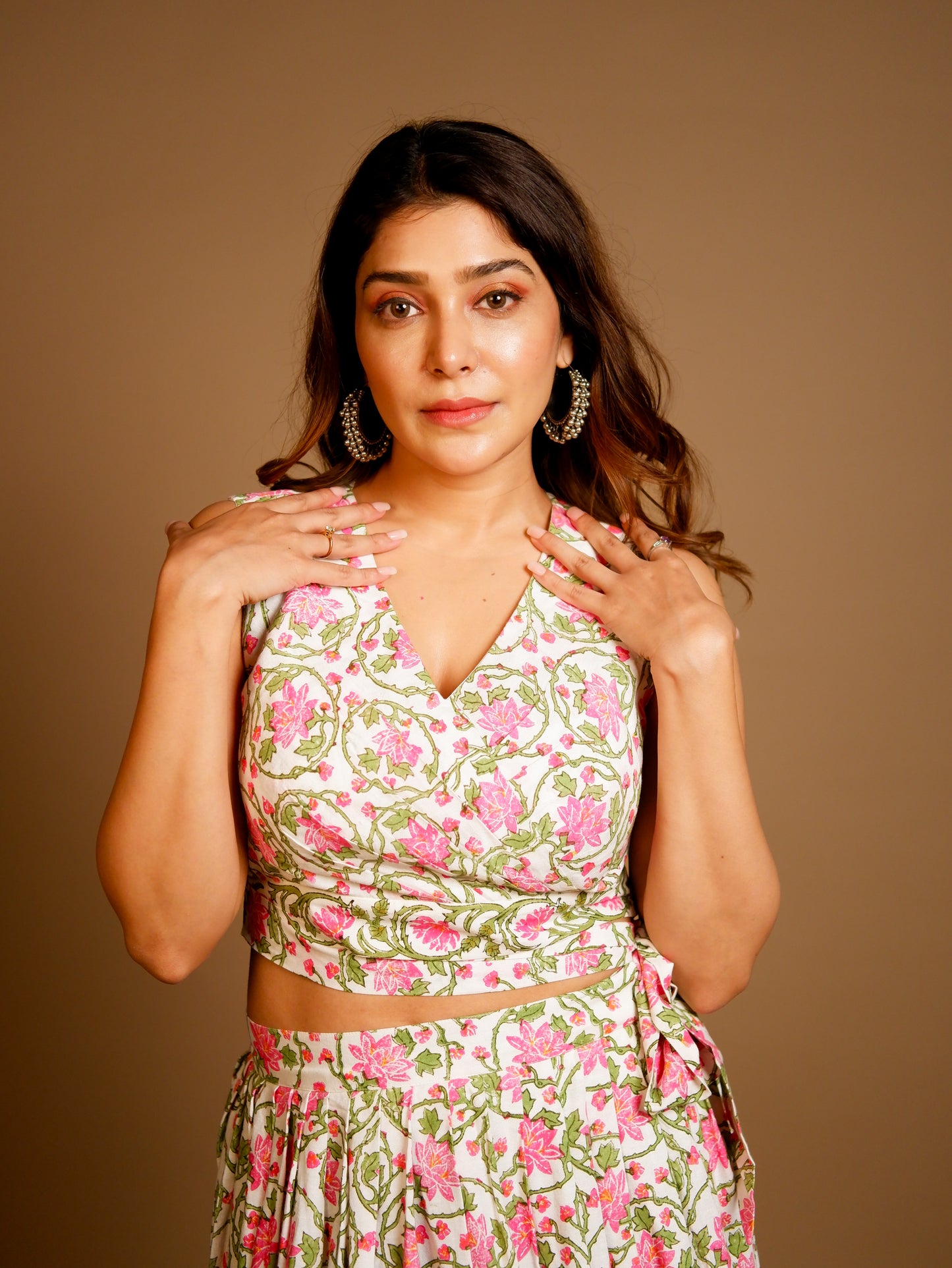 Upalka - Crop Top & Skirt