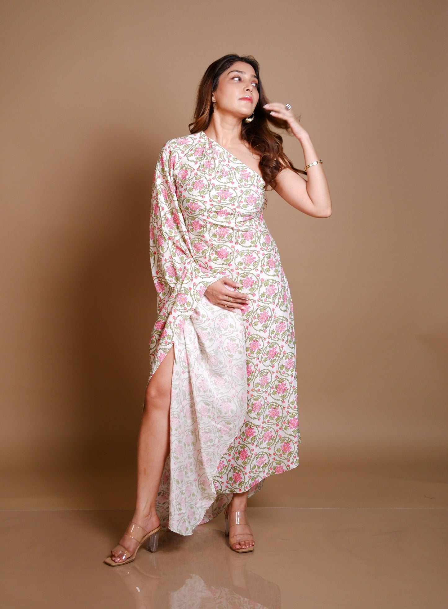 Tamarai - Gown